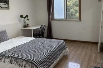 Jingan district,master bedroom near Qufu rd,private bathroom  Listing on SmartShanghai housing
